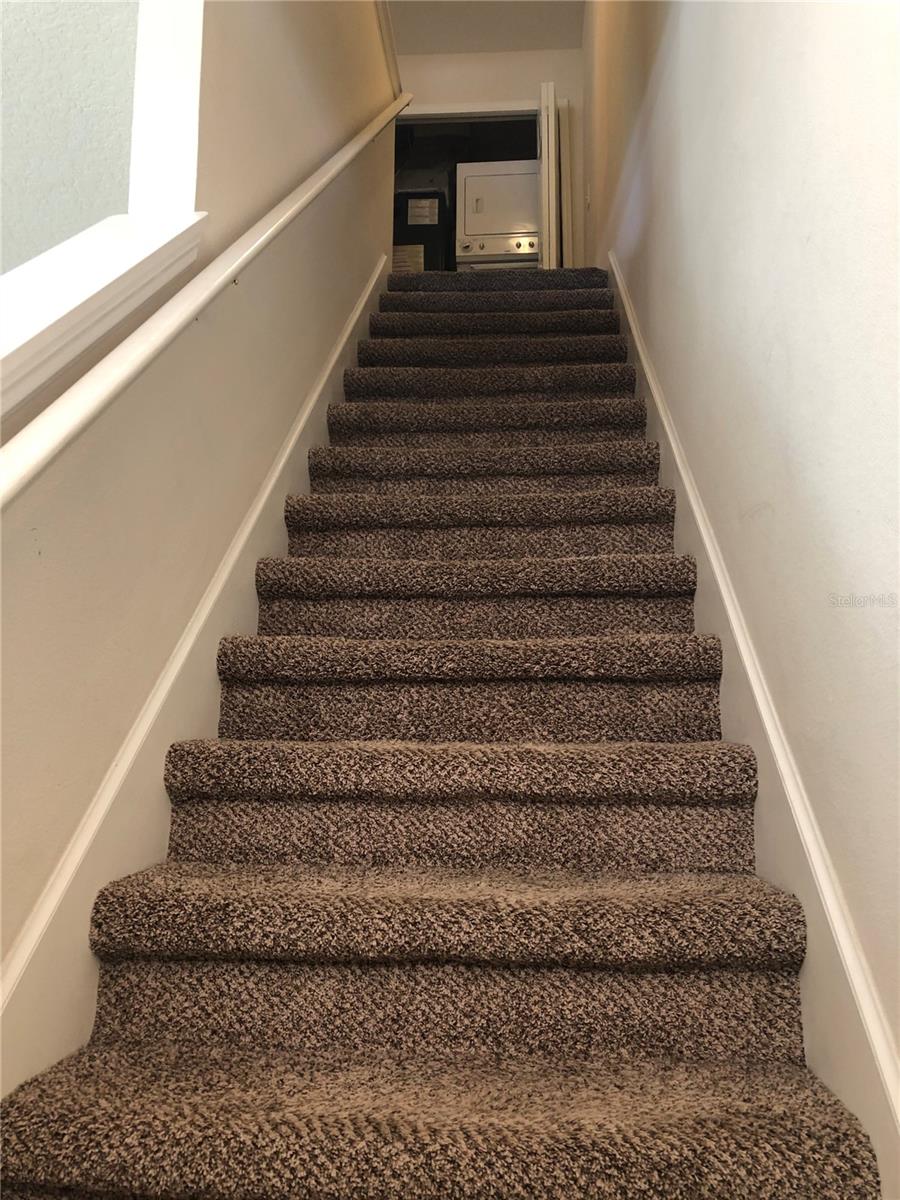 2212 GOLDEN OAK LN #2212