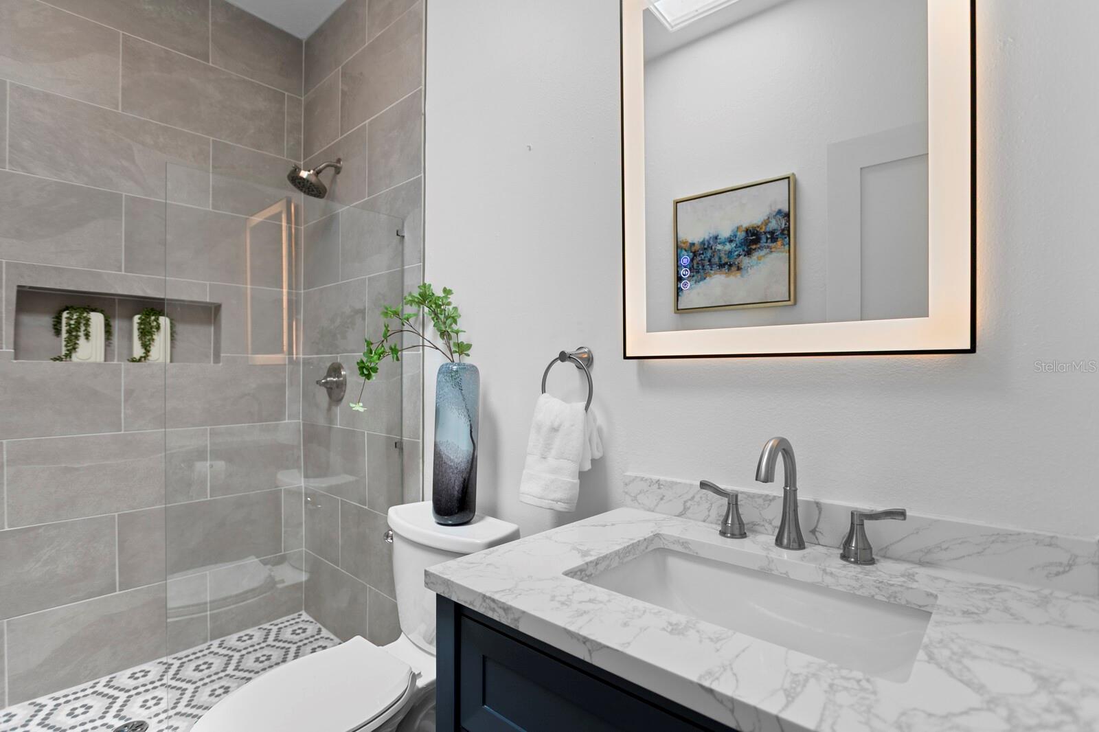 4208 W WISCONSIN AVE