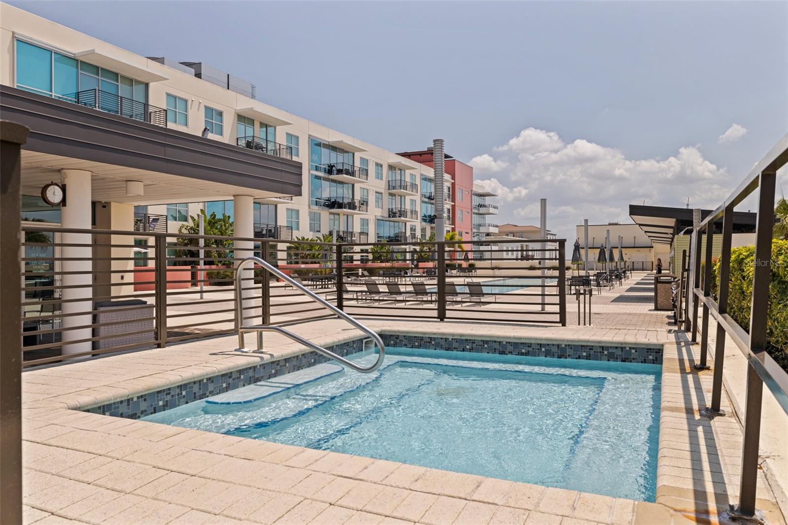 1208 E KENNEDY BLVD #831