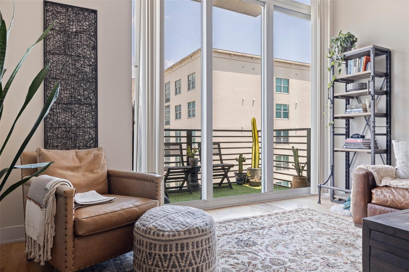 1208 E KENNEDY BLVD #831