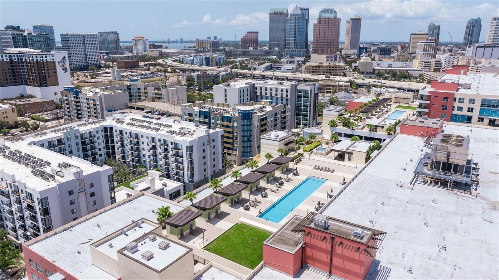 1208 E KENNEDY BLVD #831