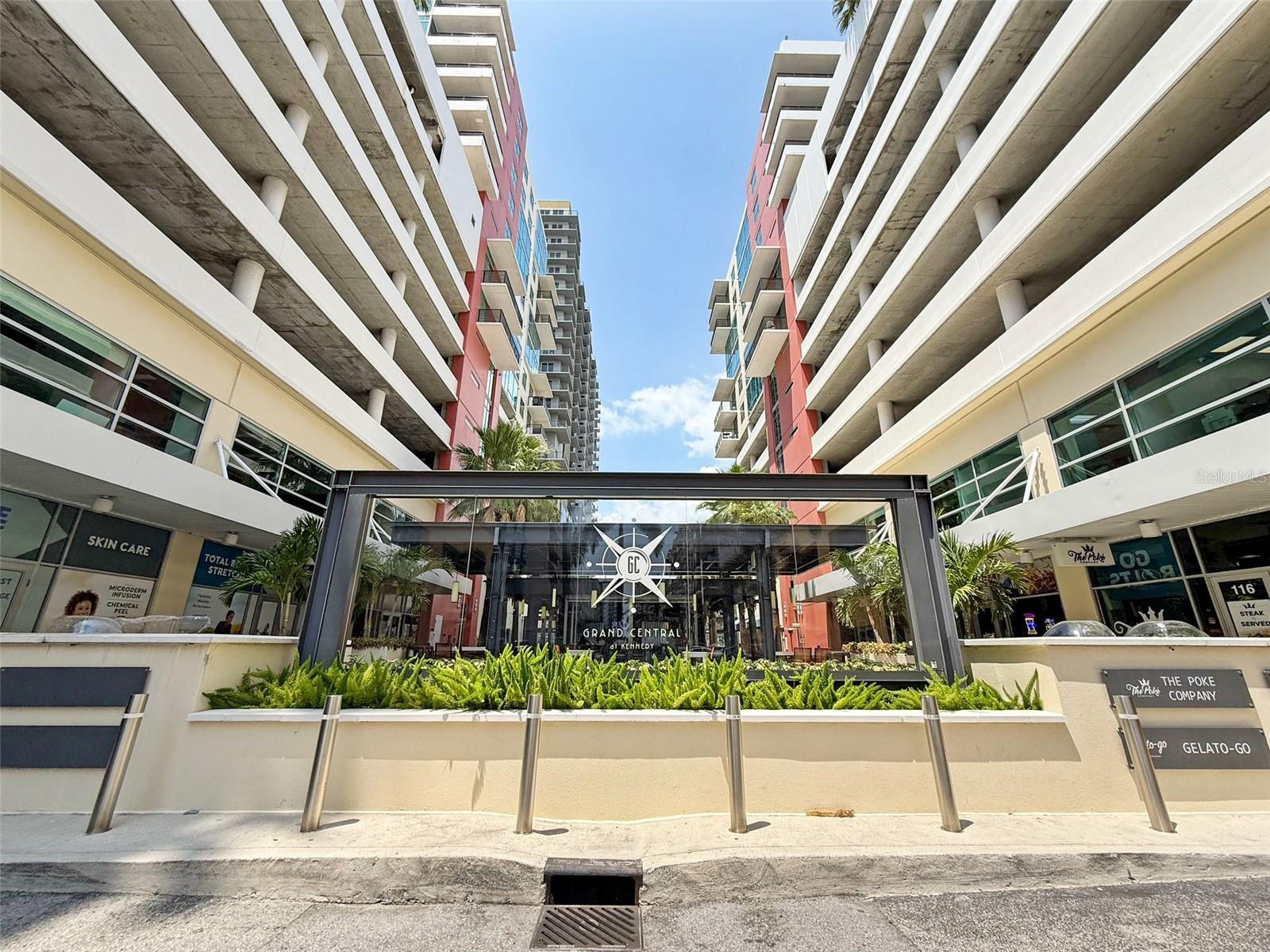 1208 E KENNEDY BLVD #831