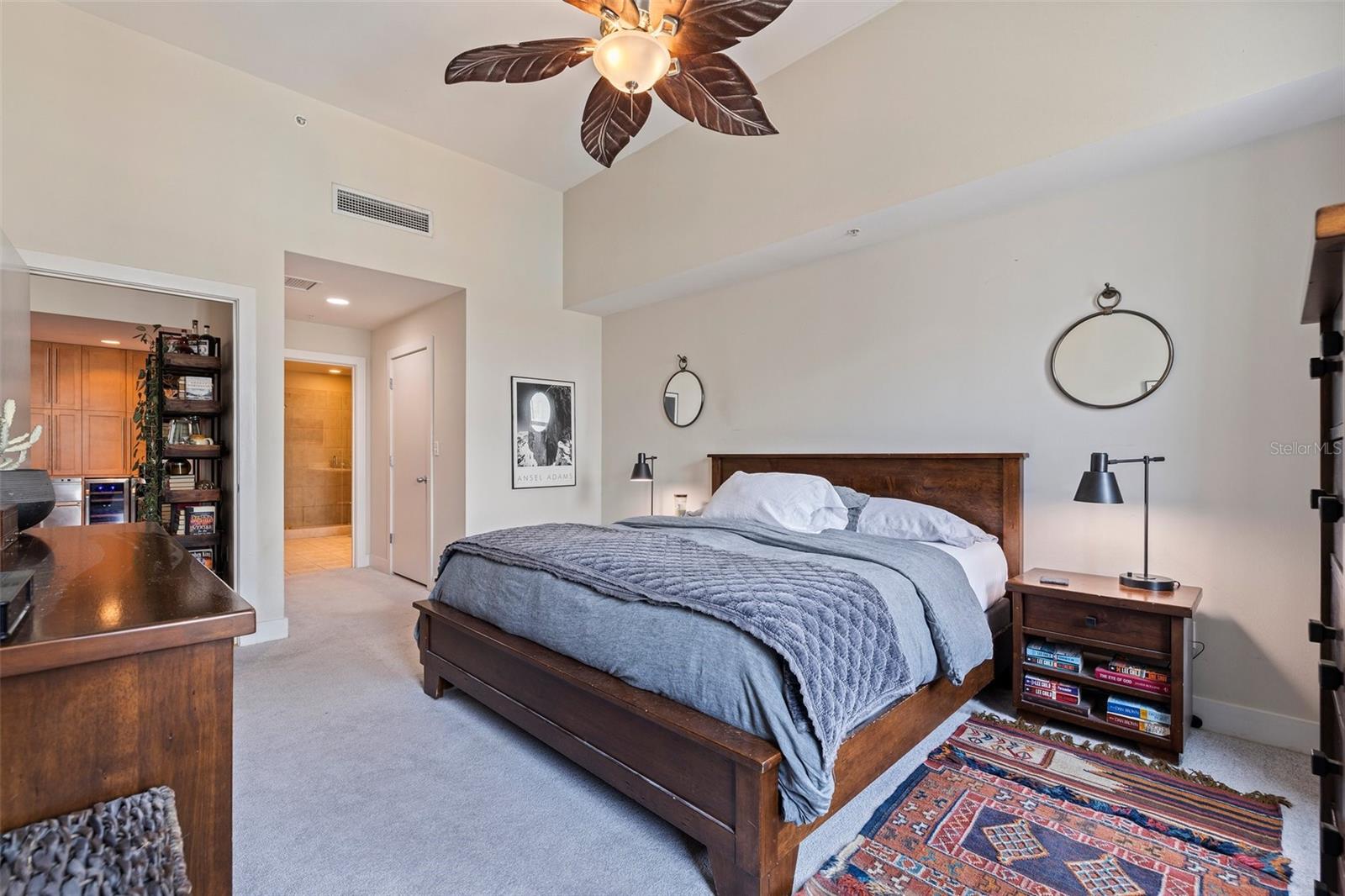 1208 E KENNEDY BLVD #831