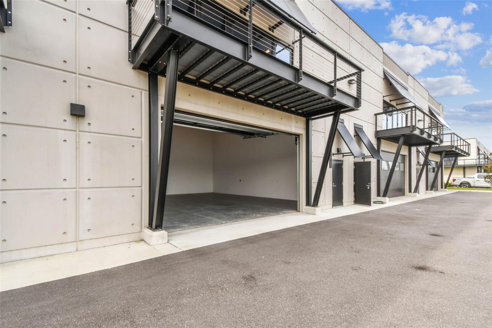 6500 MOTOR ENCLAVE WAY #1003