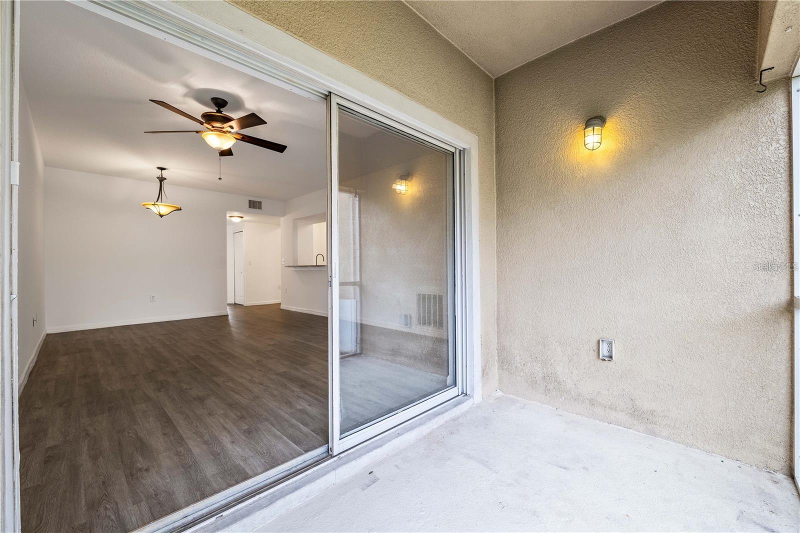 6434 CYPRESSDALE DR #102