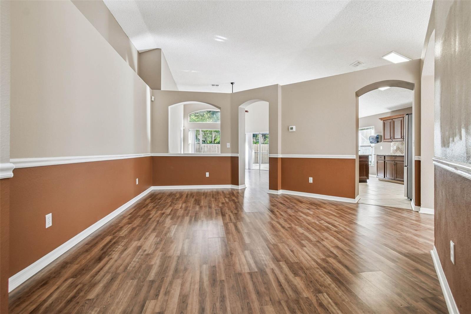 5646 PADDOCK TRAIL DR