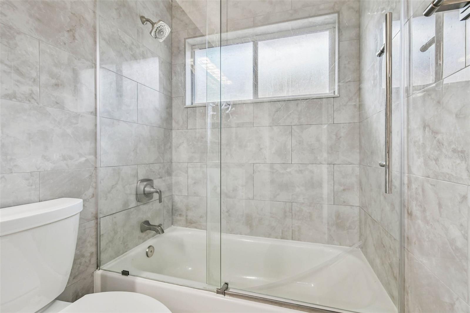 5646 PADDOCK TRAIL DR