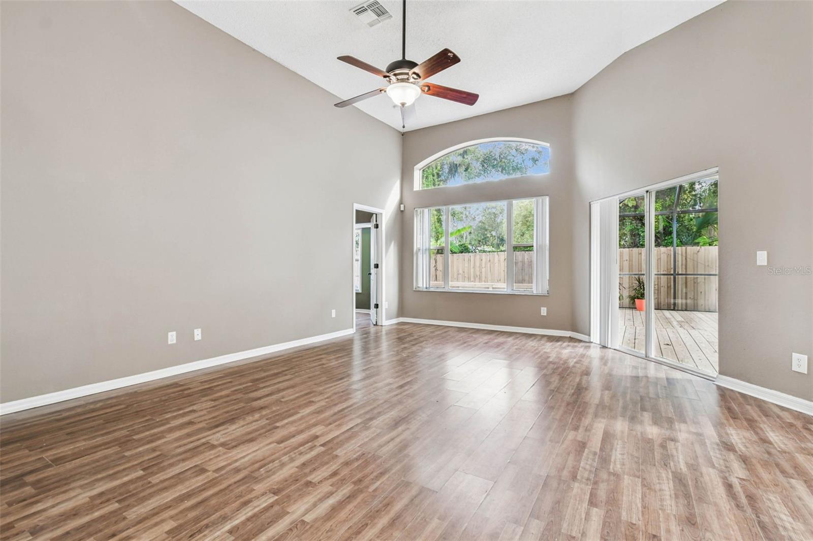 5646 PADDOCK TRAIL DR