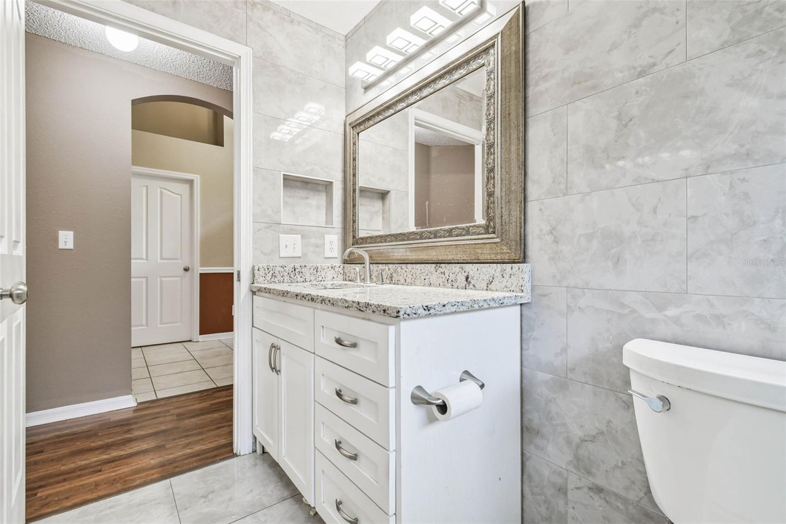 5646 PADDOCK TRAIL DR