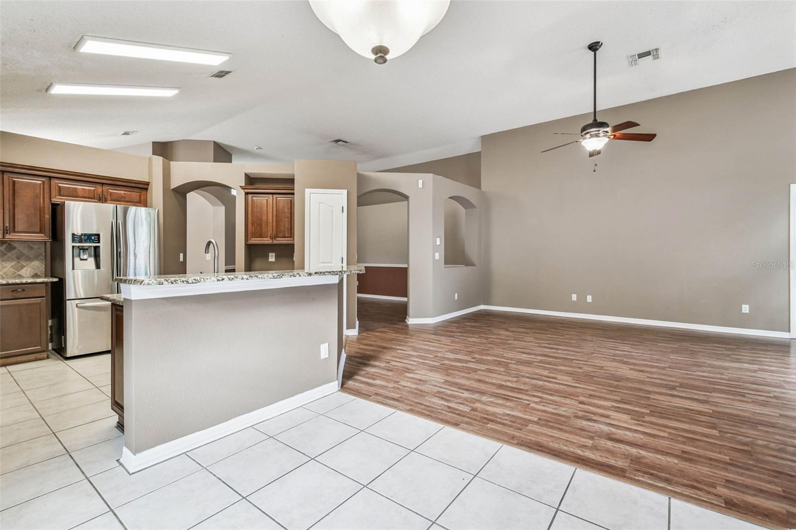 5646 PADDOCK TRAIL DR