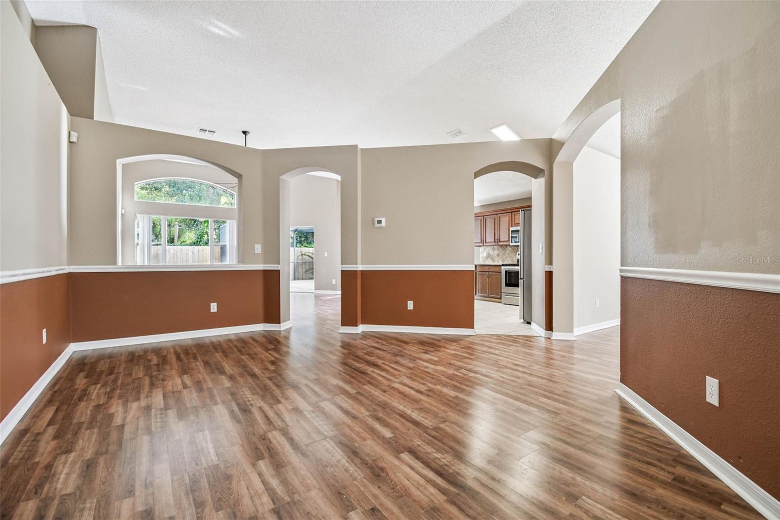 5646 PADDOCK TRAIL DR