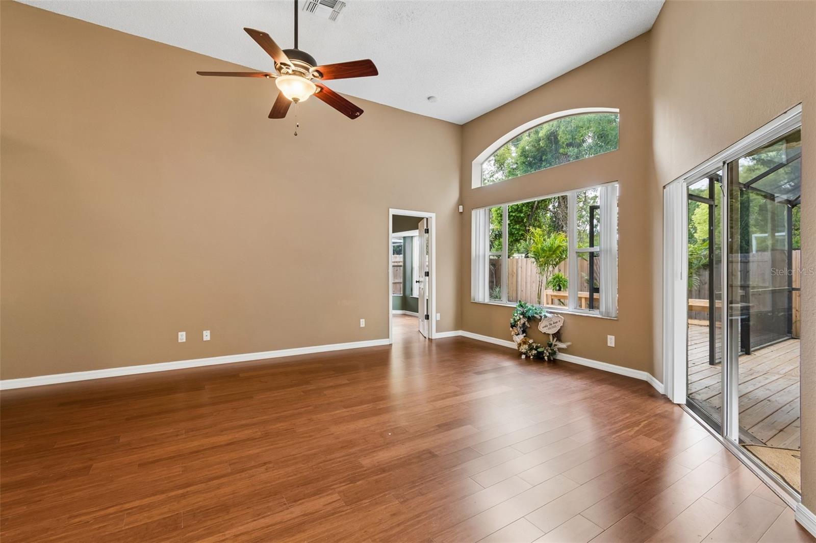 5646 PADDOCK TRAIL DR