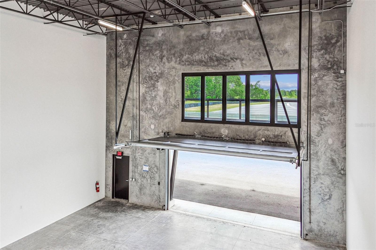 6500 MOTOR ENCLAVE WAY #1003