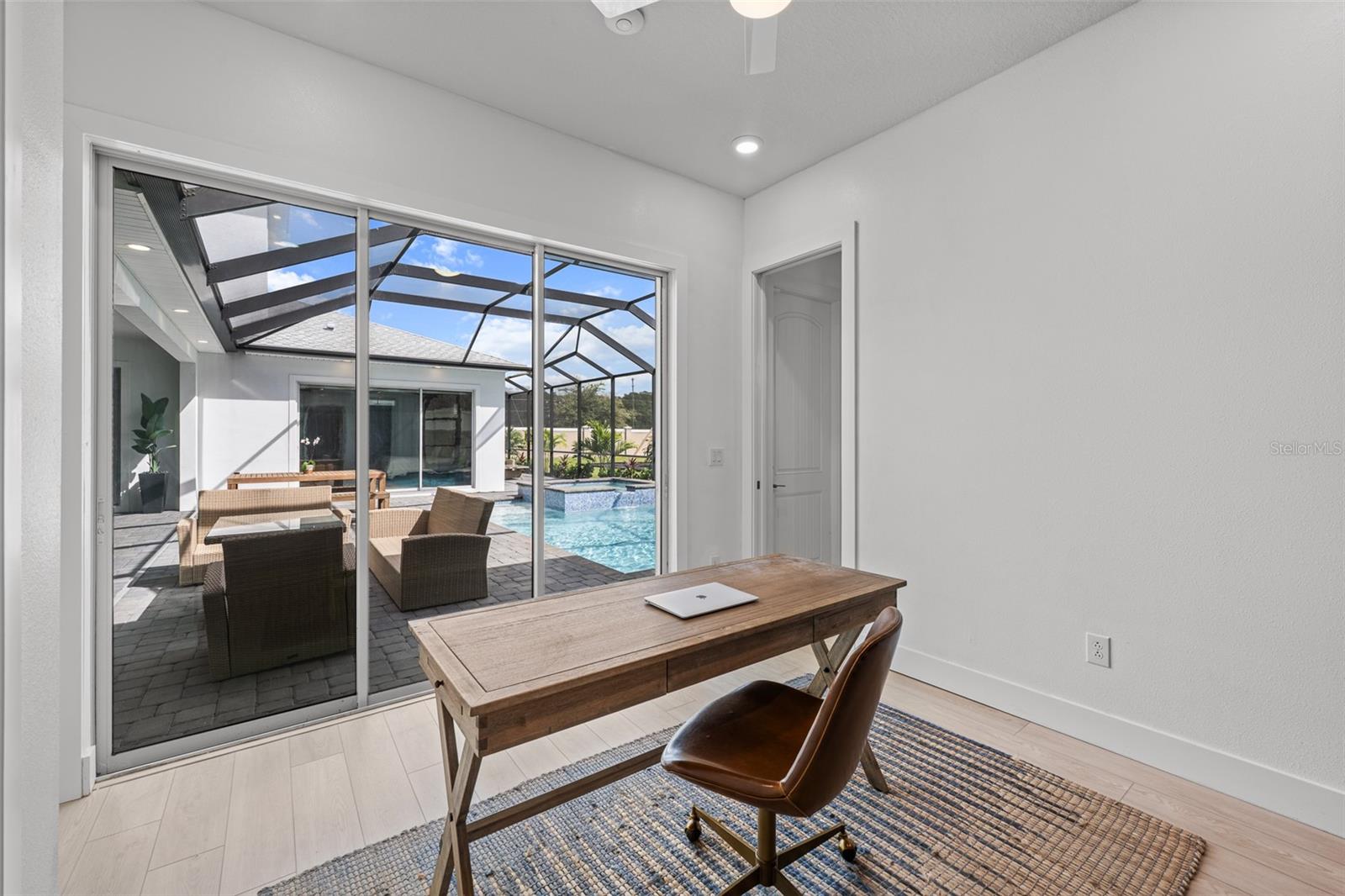 8714 DRUMMER PLANK DR