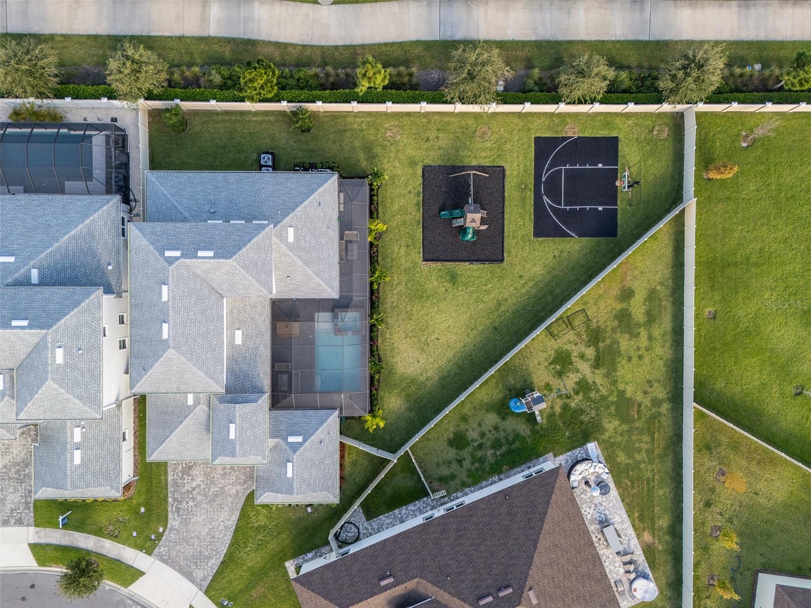 8714 DRUMMER PLANK DR