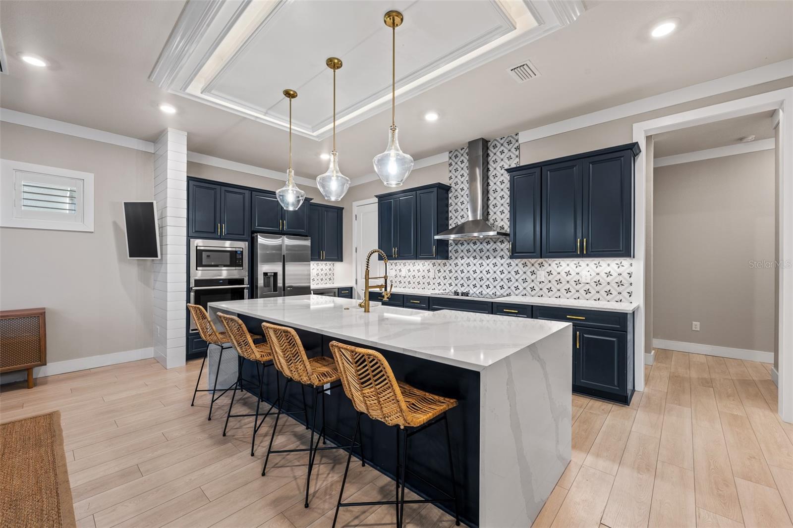 8714 DRUMMER PLANK DR