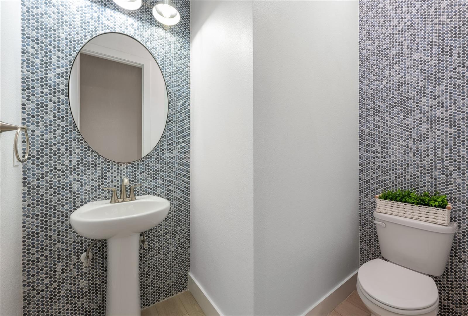 8714 DRUMMER PLANK DR