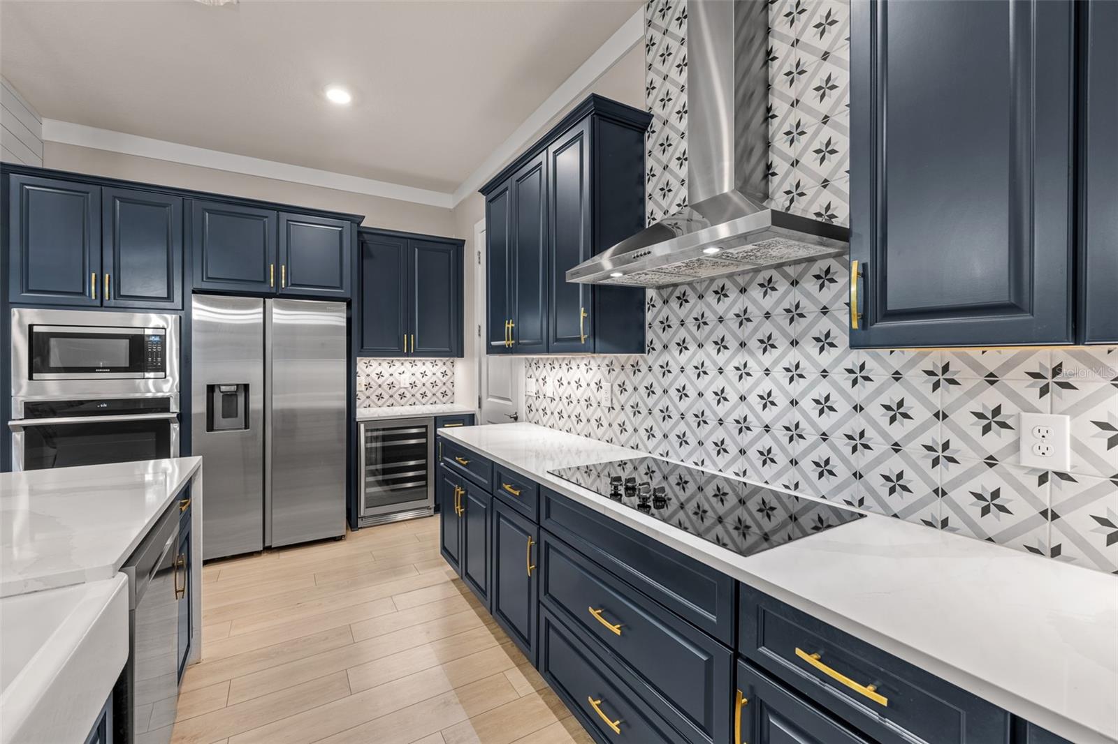 8714 DRUMMER PLANK DR