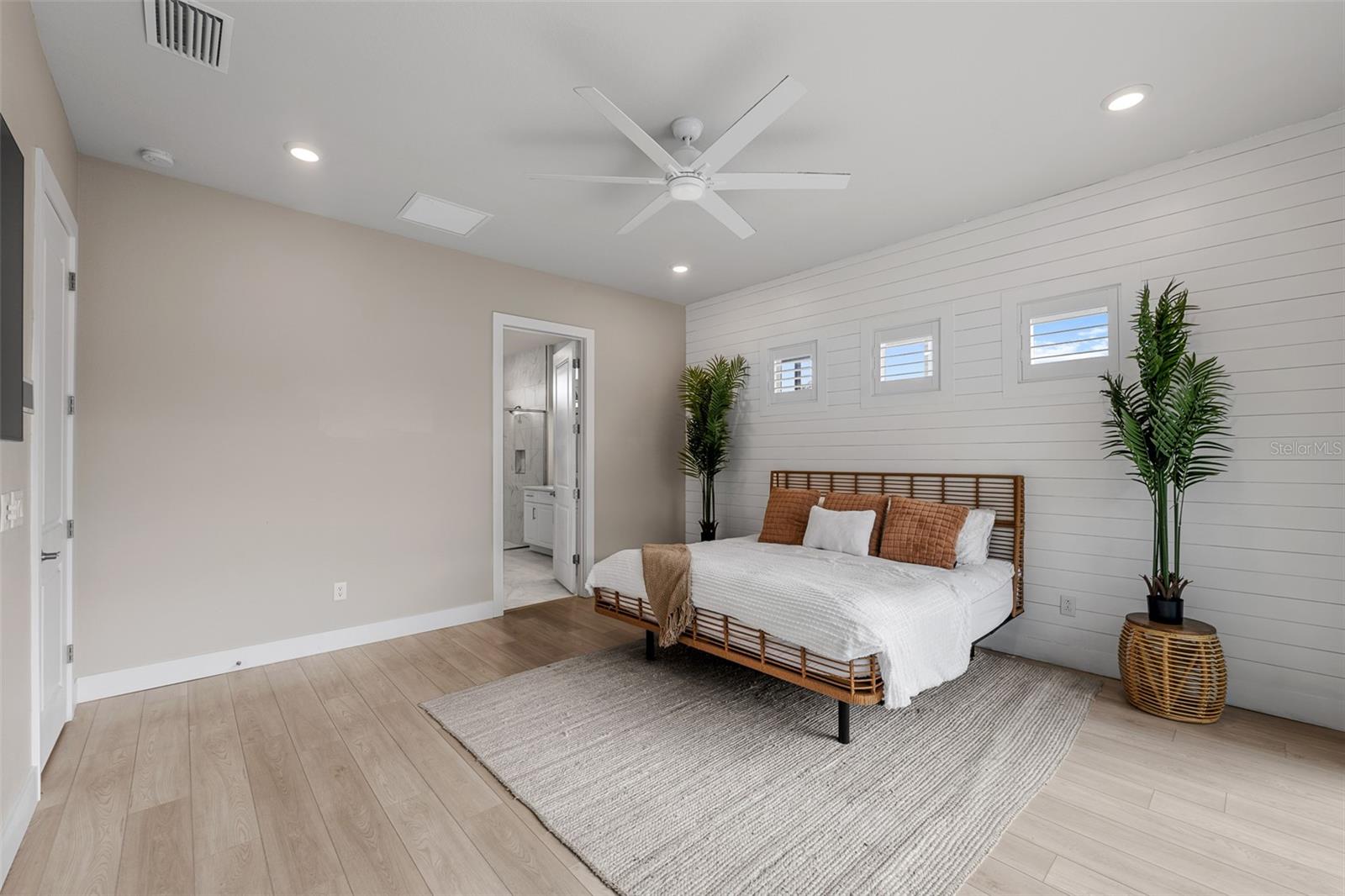 8714 DRUMMER PLANK DR