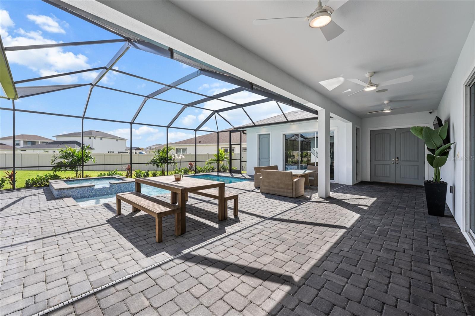 8714 DRUMMER PLANK DR