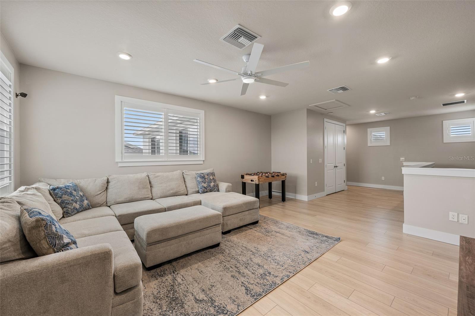 8714 DRUMMER PLANK DR