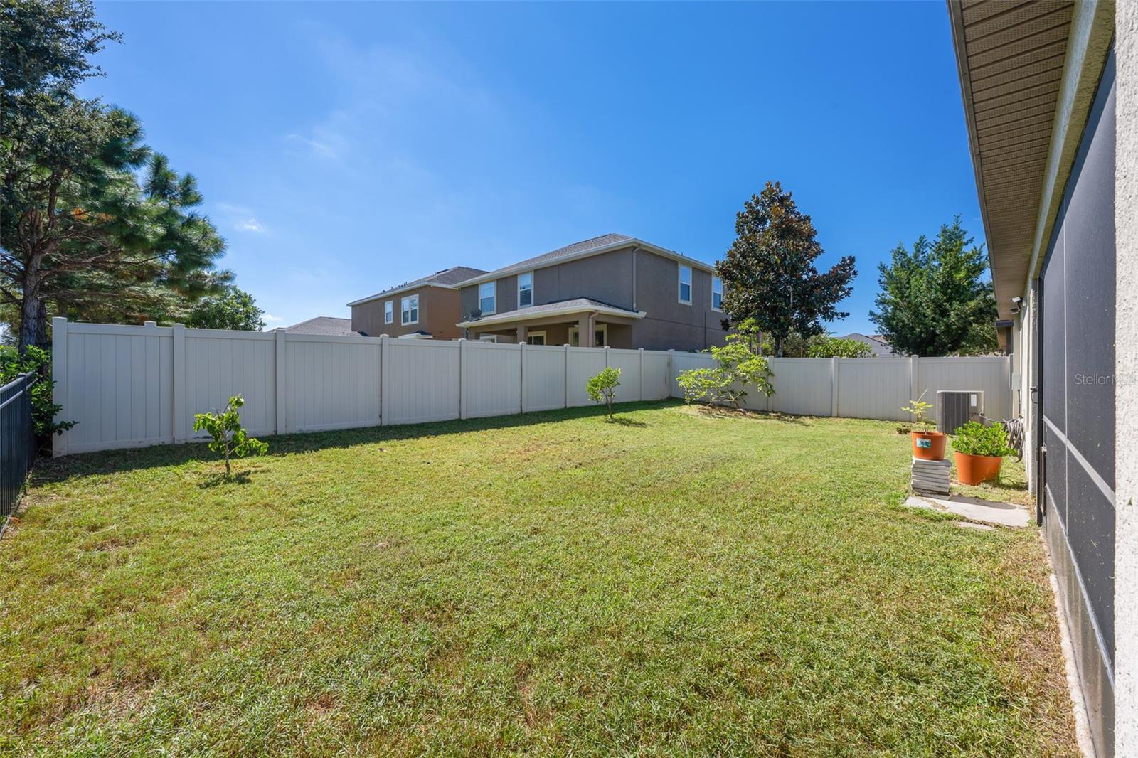 14203 STOCKWELL LN