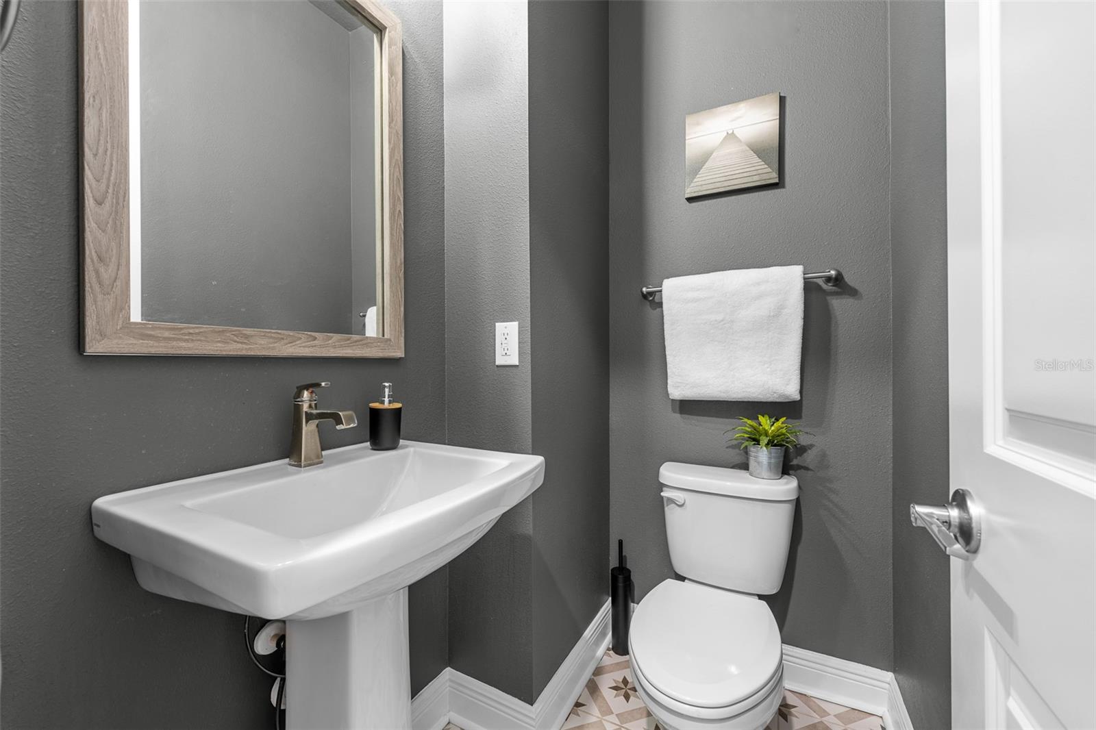 2602 W CLEVELAND ST #3