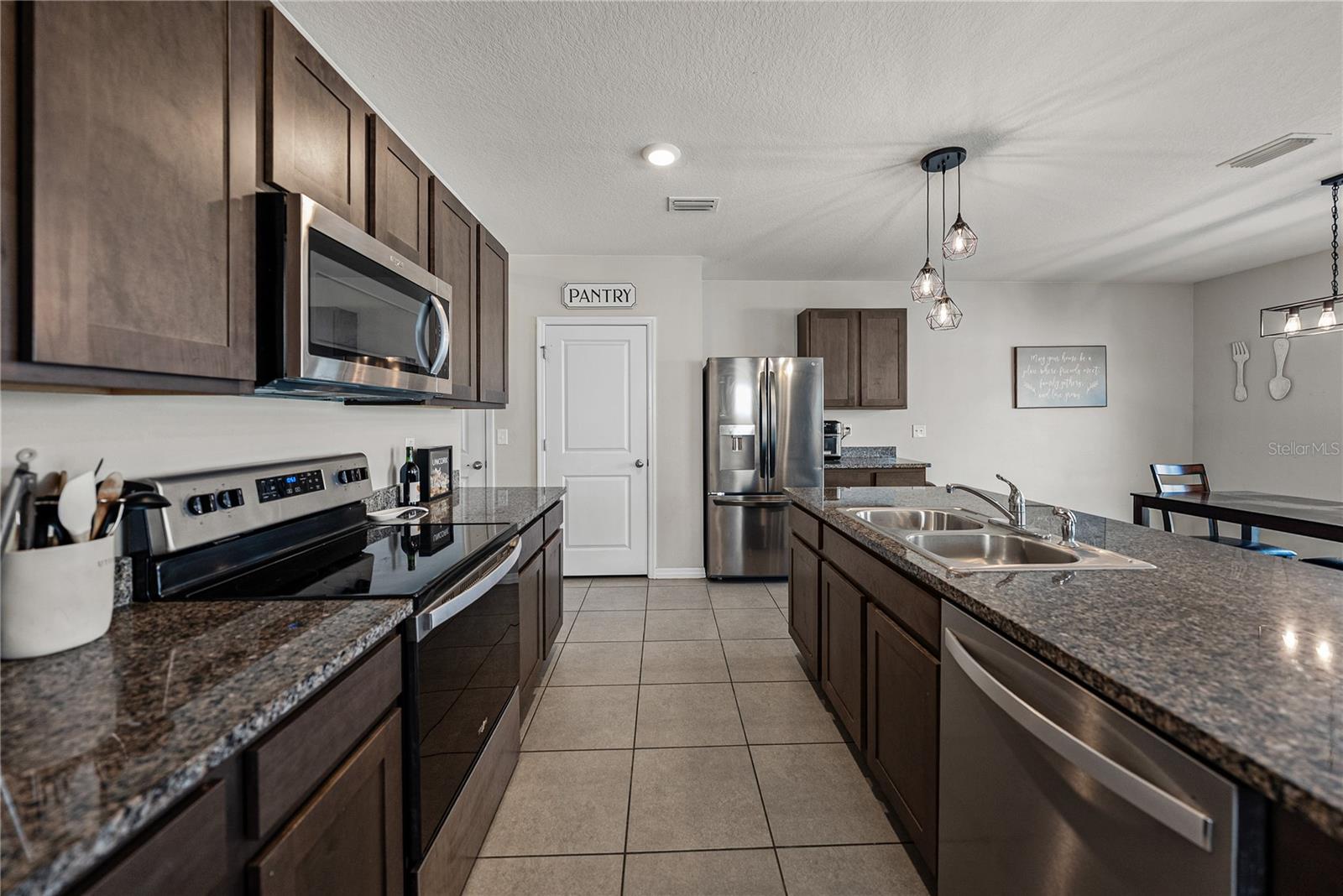 10951 PENNY GALE LOOP