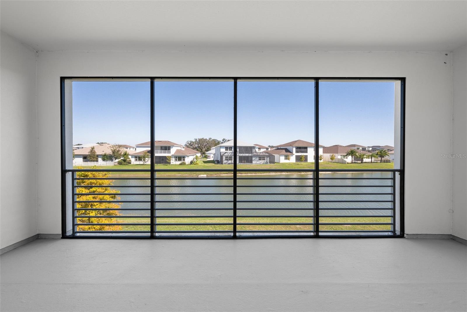 9185 SANDERS TREE LOOP