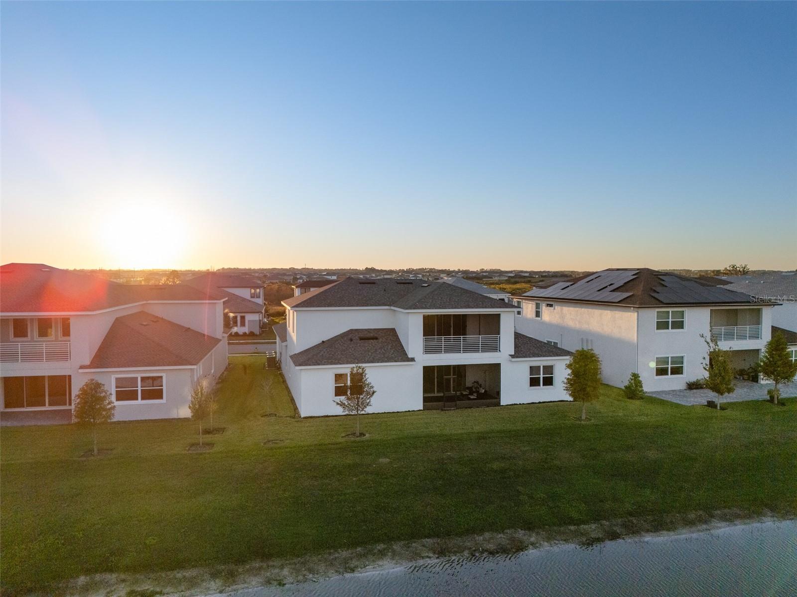 9185 SANDERS TREE LOOP