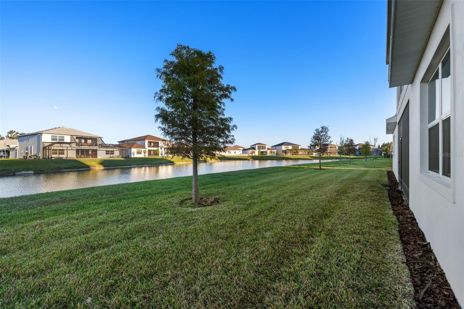 9185 SANDERS TREE LOOP