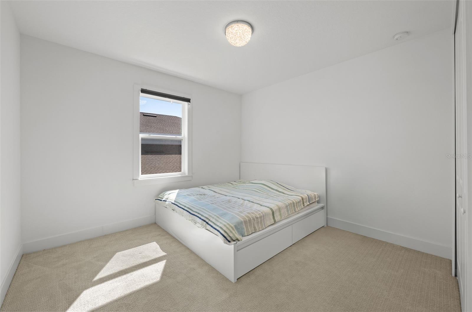 9185 SANDERS TREE LOOP