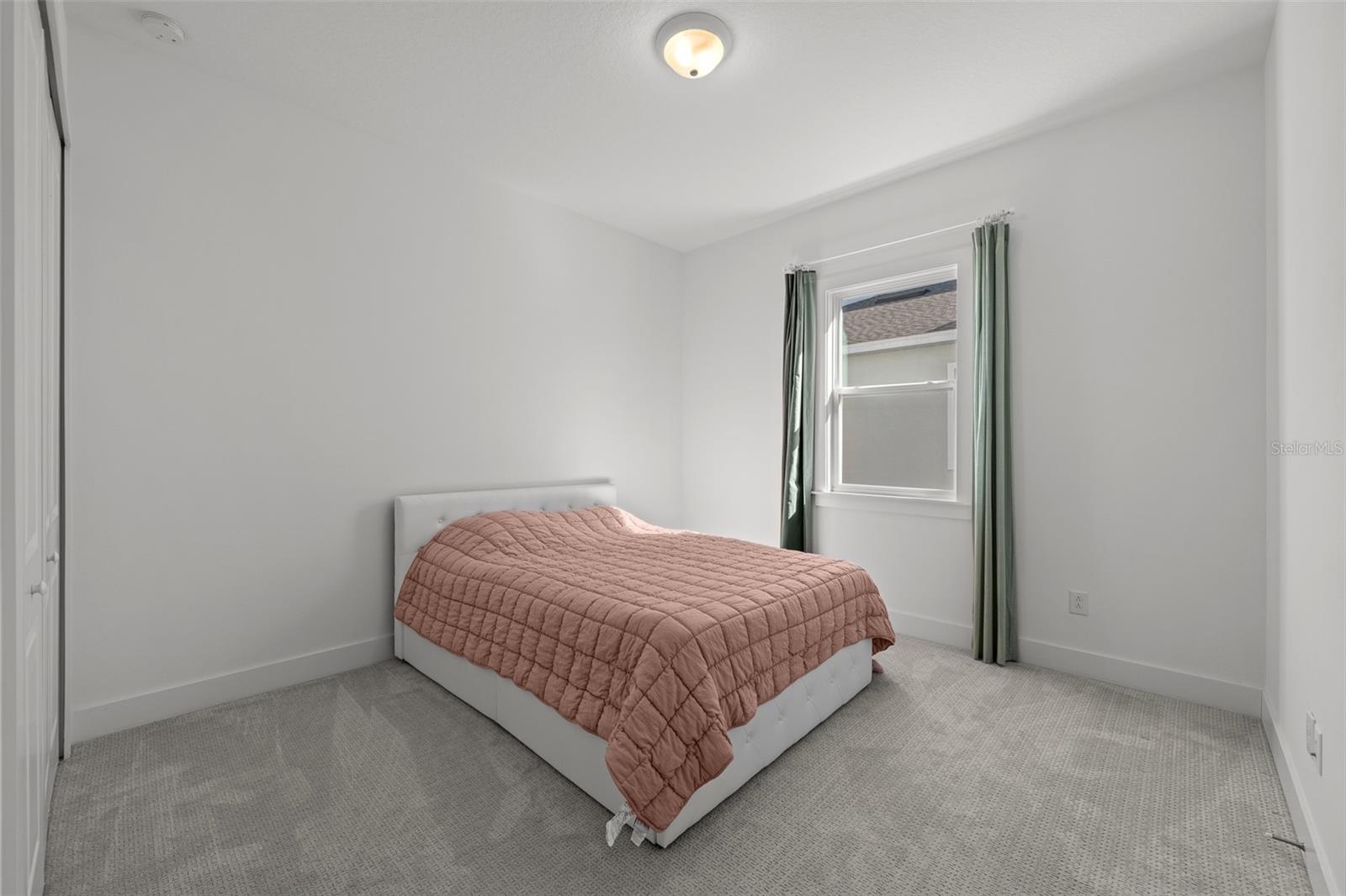 9185 SANDERS TREE LOOP