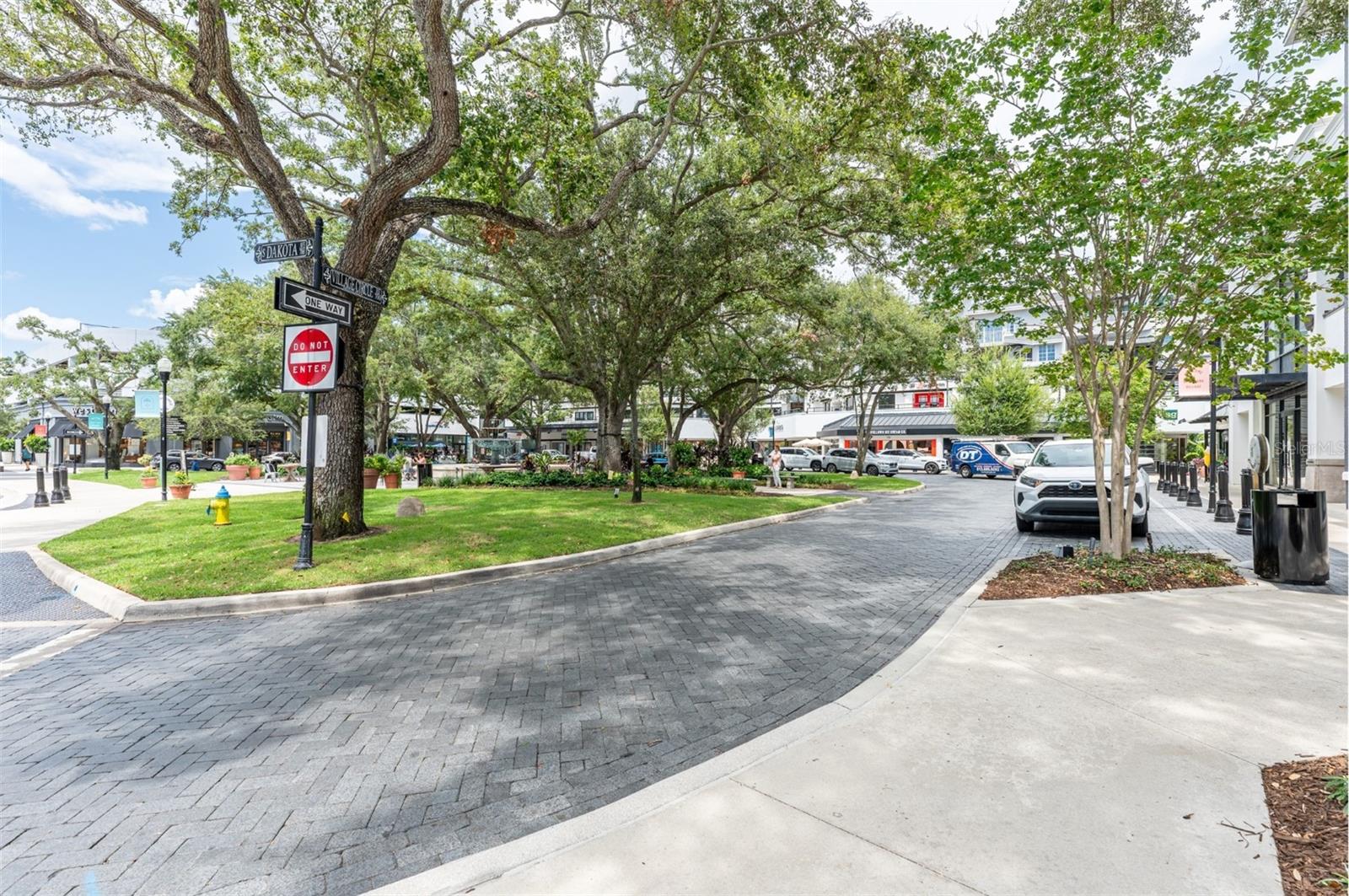 800 S DAKOTA AVE #330