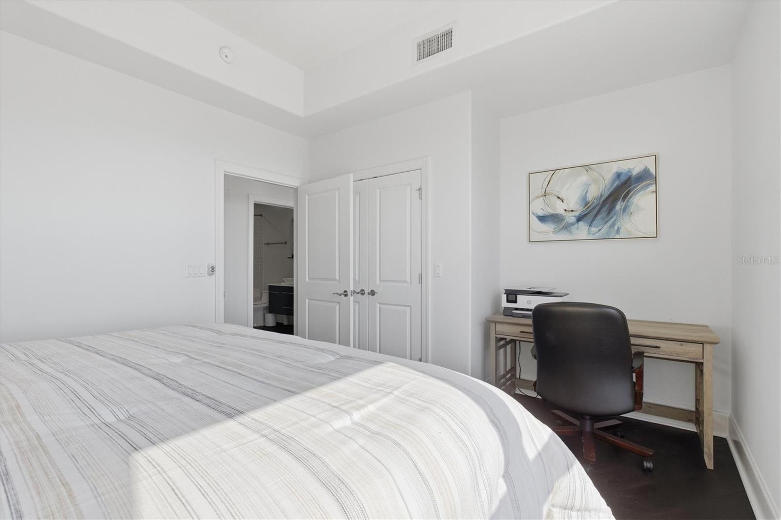 275 BAYSHORE BLVD #905