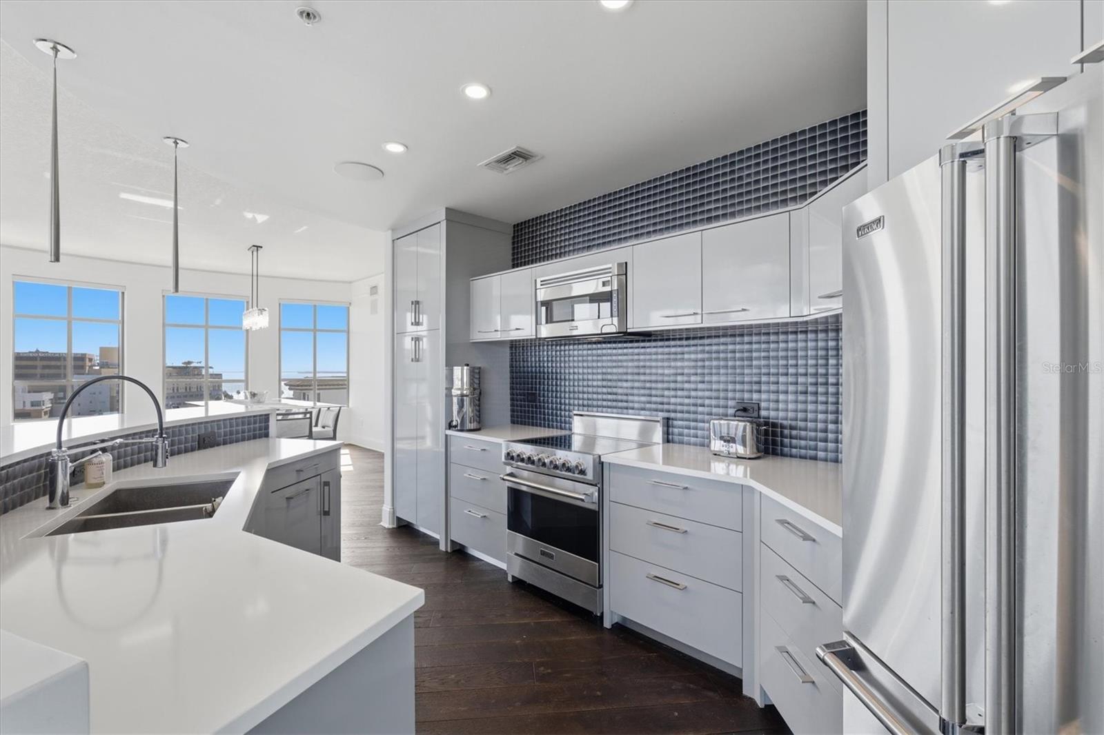 275 BAYSHORE BLVD #905