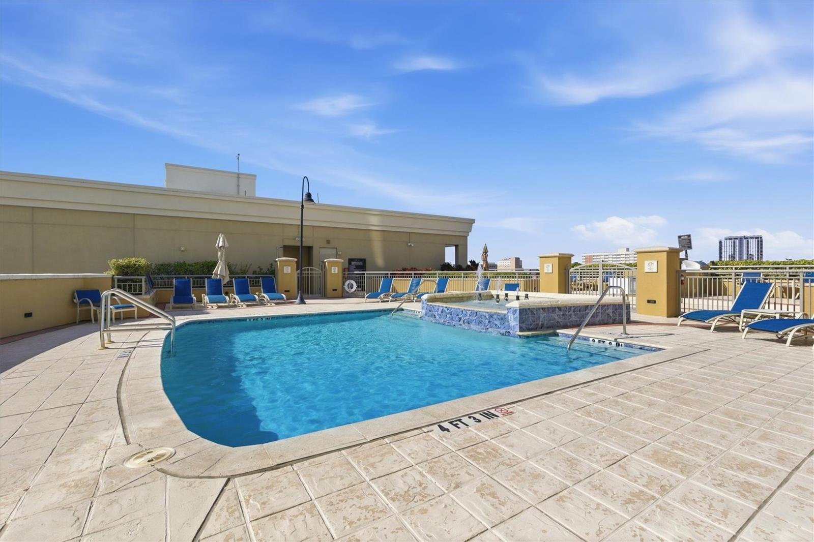 275 BAYSHORE BLVD #905