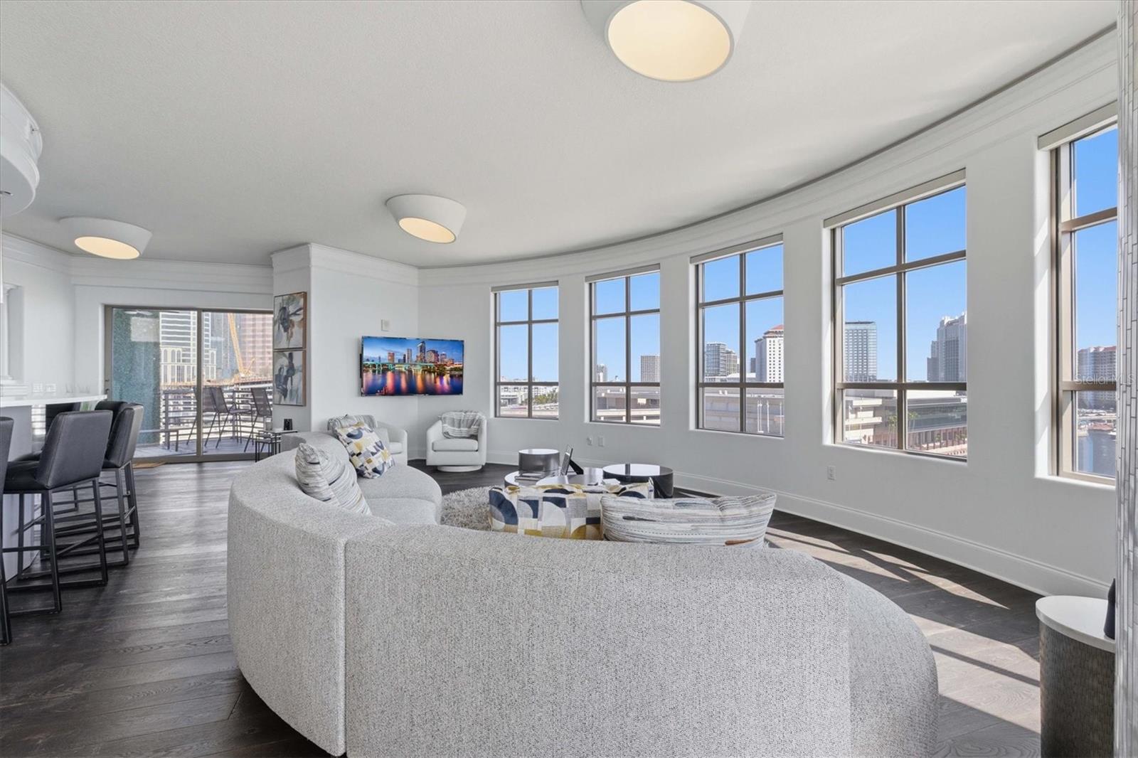 275 BAYSHORE BLVD #905