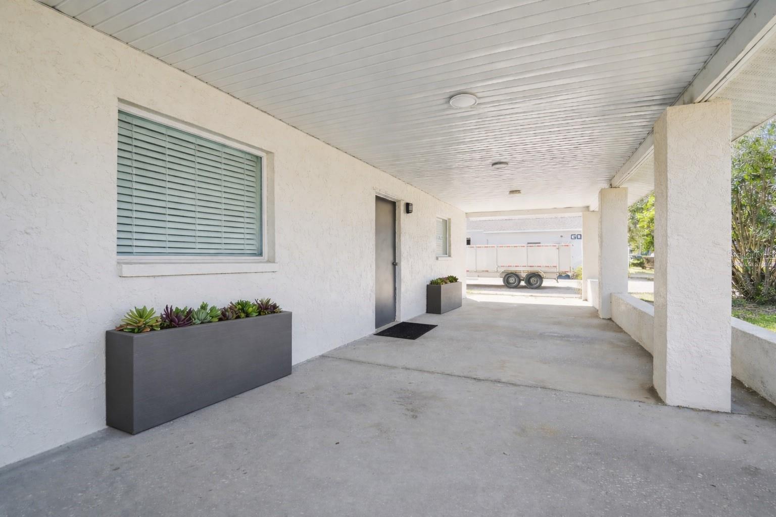 6010 WALL ST