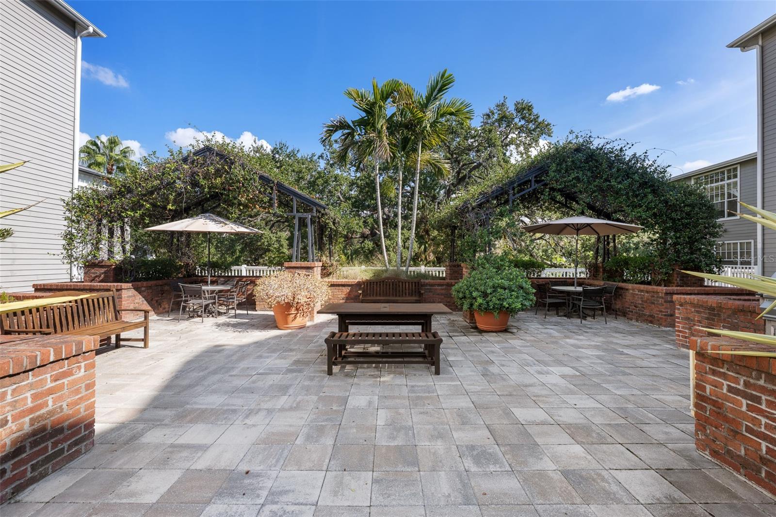 800 S DAKOTA AVE #412