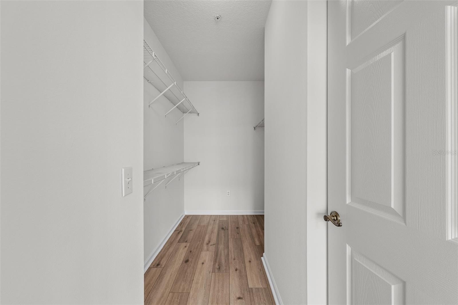 800 S DAKOTA AVE #412