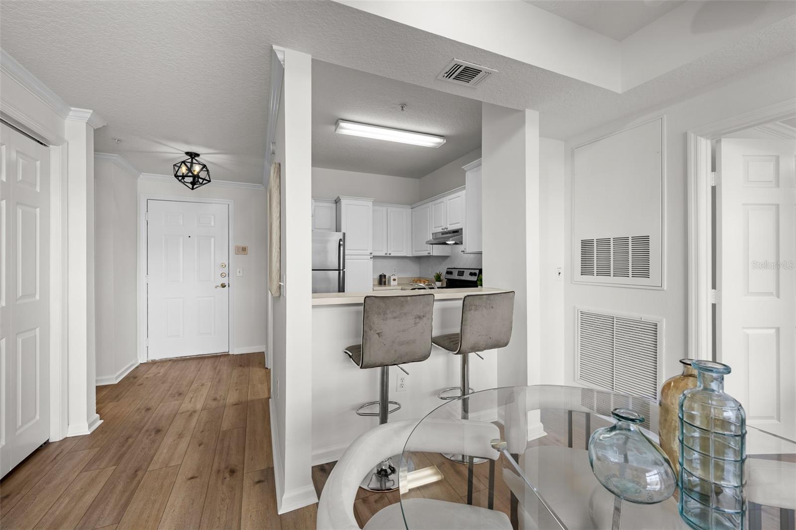 800 S DAKOTA AVE #412