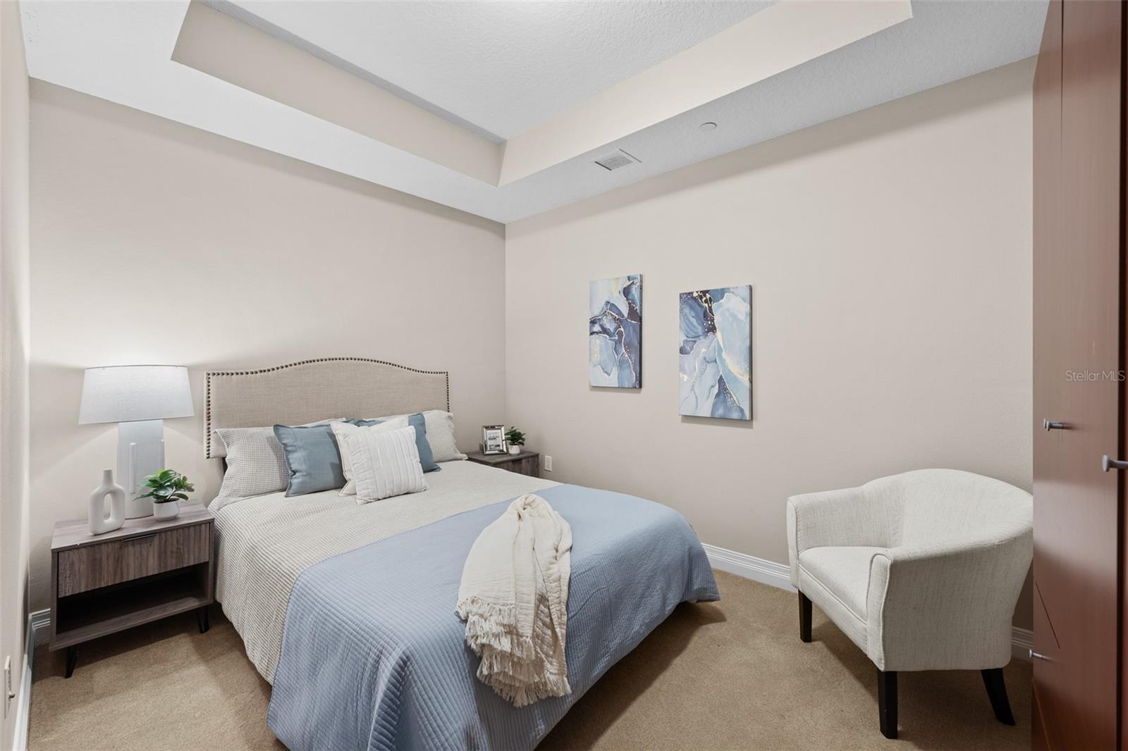 1209 E CUMBERLAND AVE #501