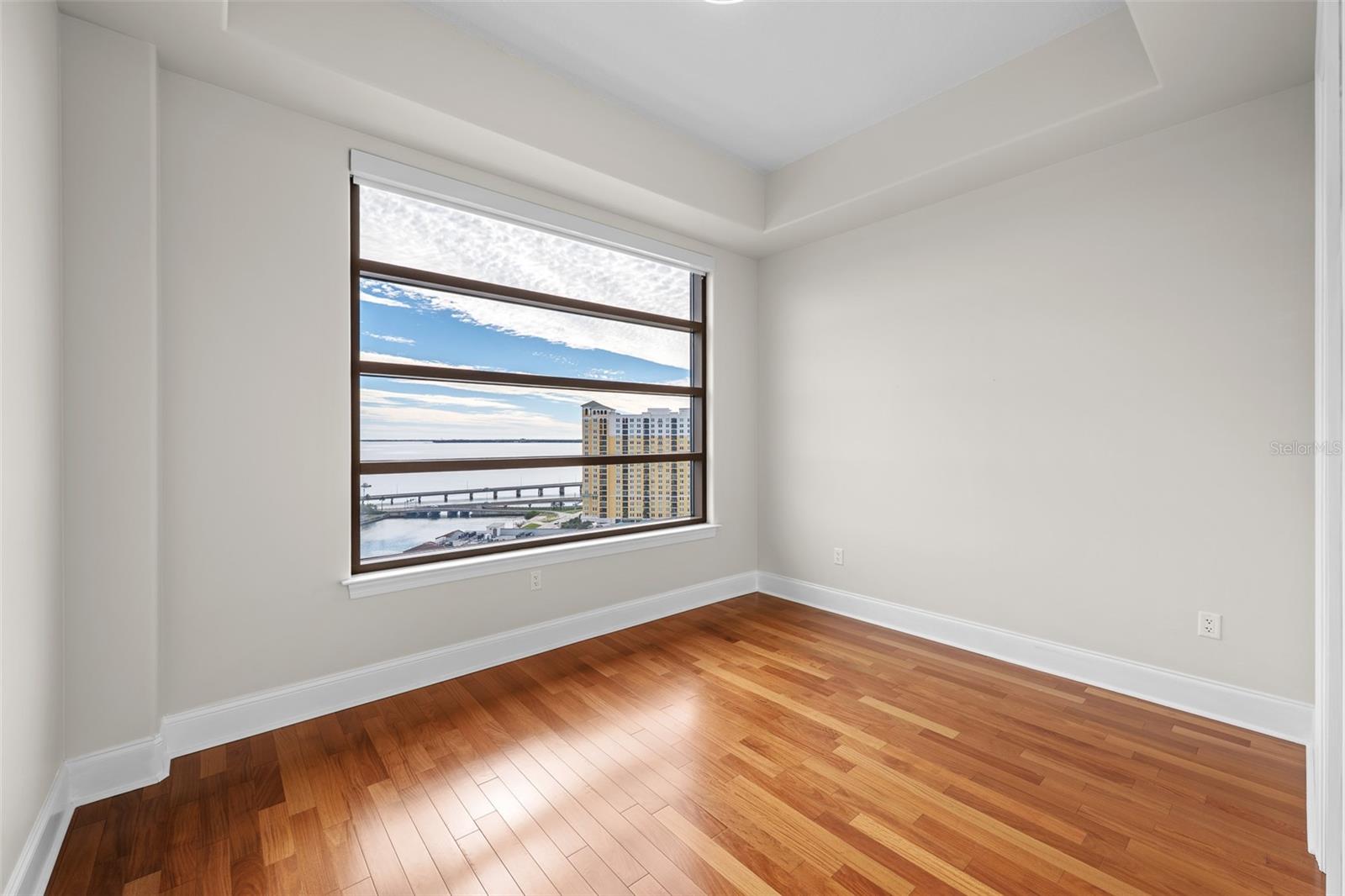 275 BAYSHORE BLVD #1707