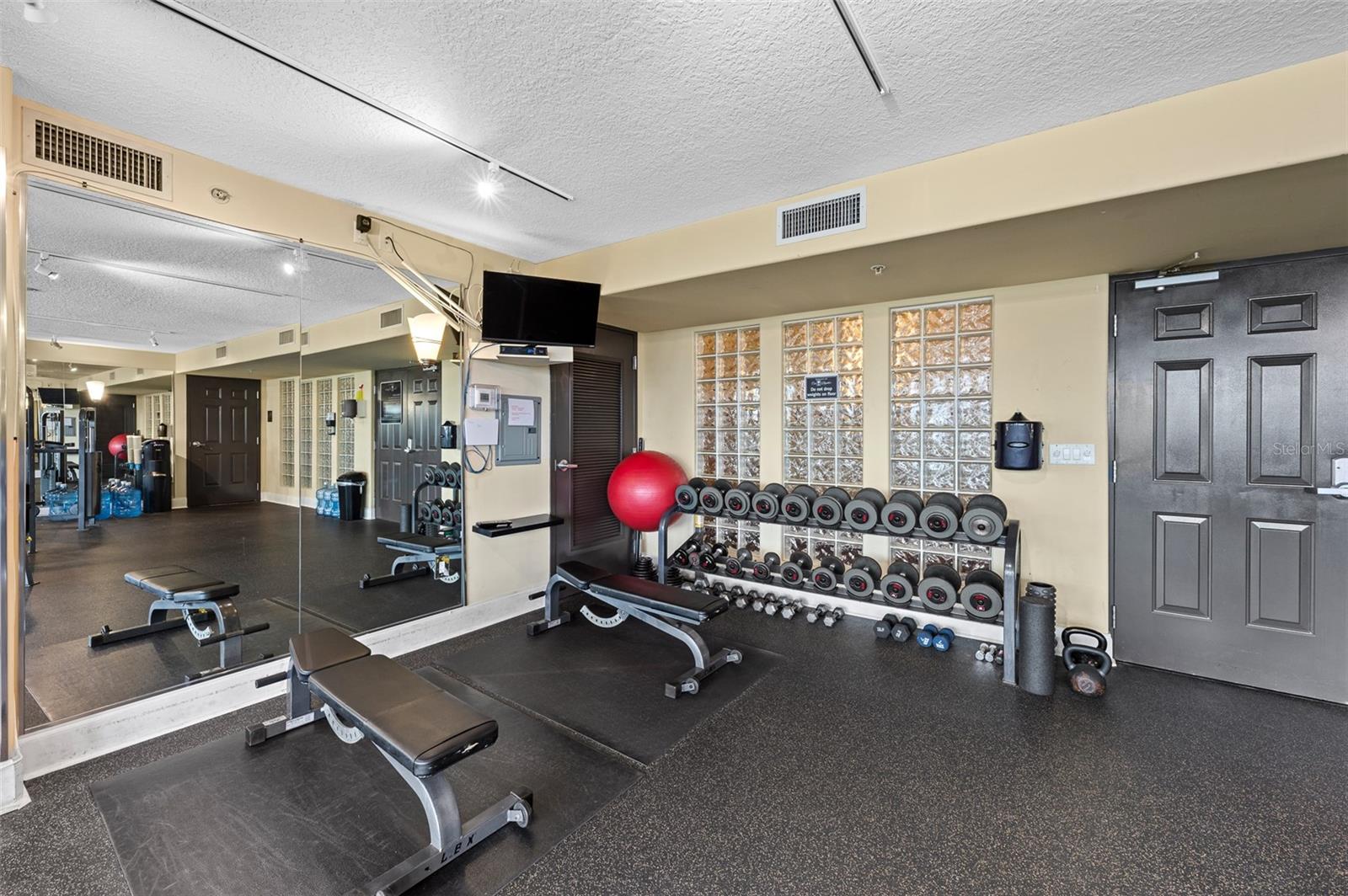 275 BAYSHORE BLVD #1707