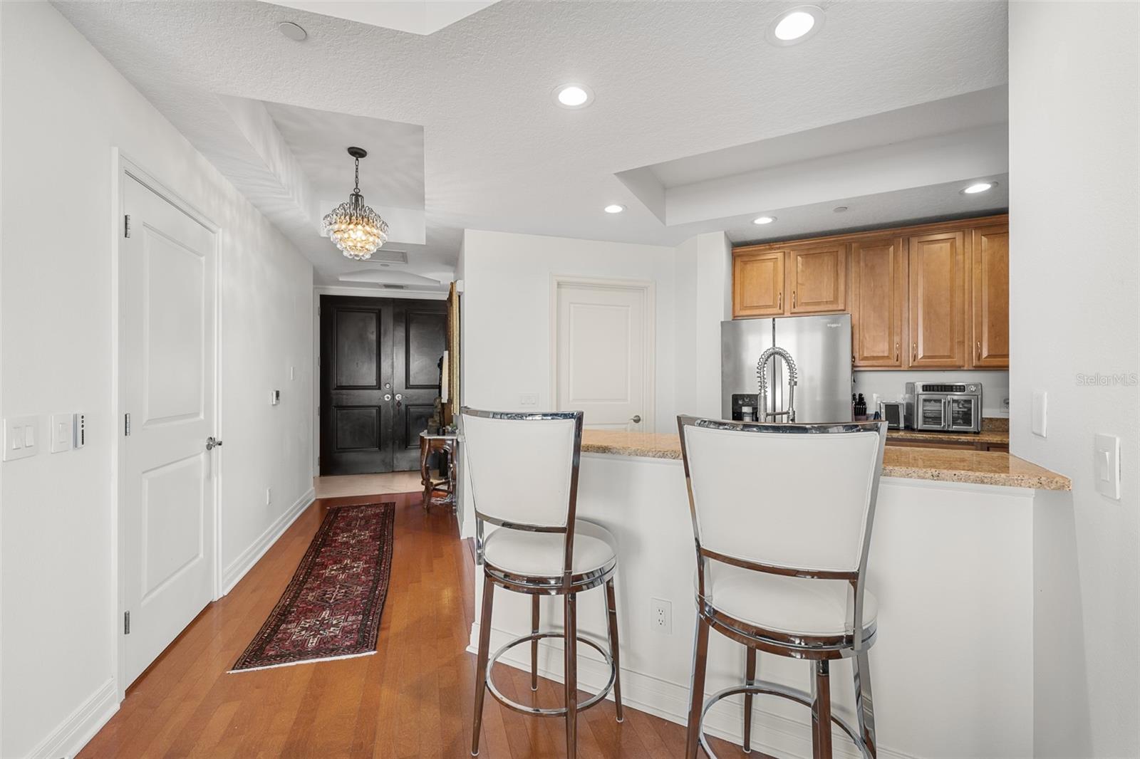 1209 E CUMBERLAND AVE #1705