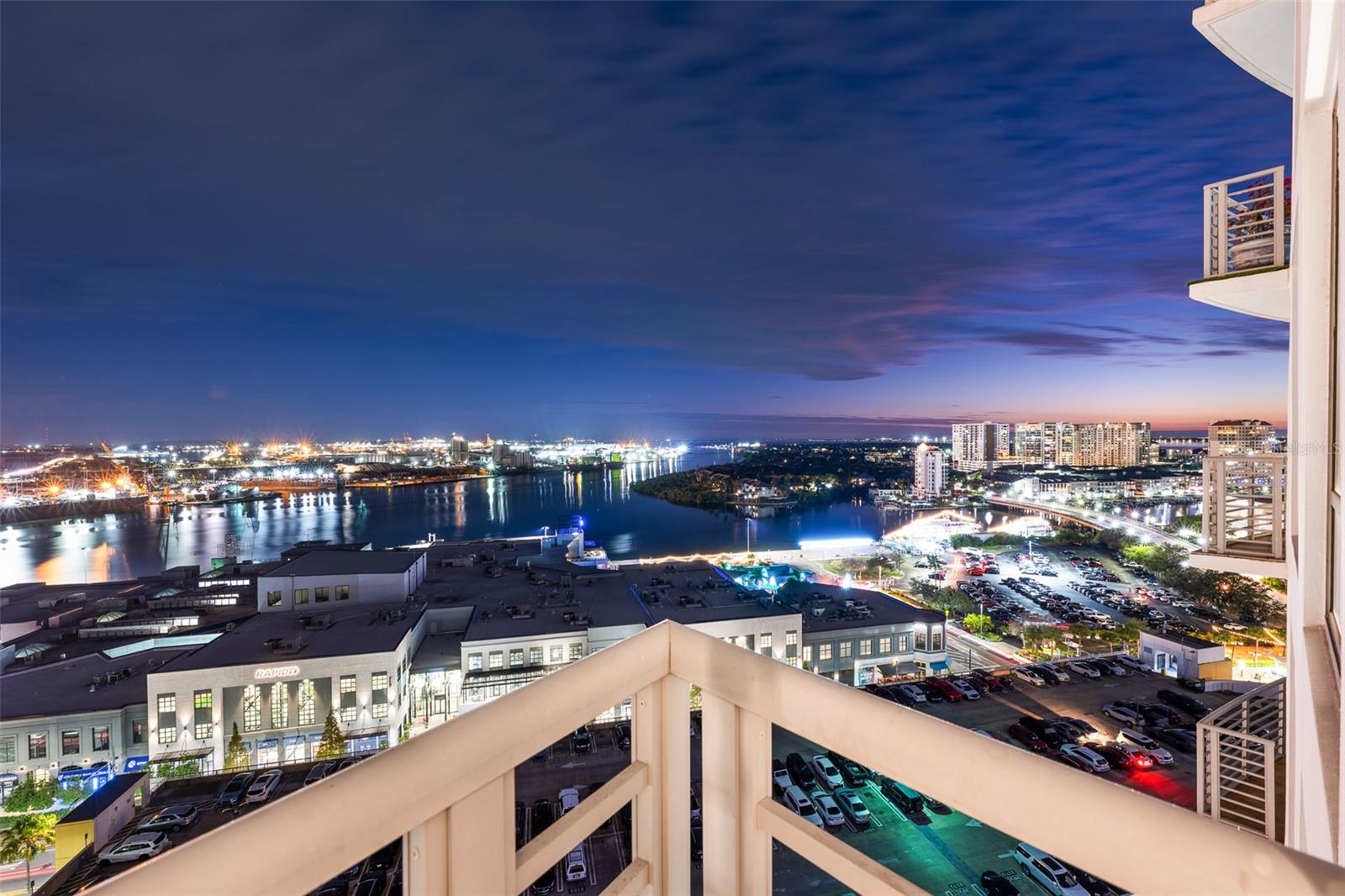 1209 E CUMBERLAND AVE #1705