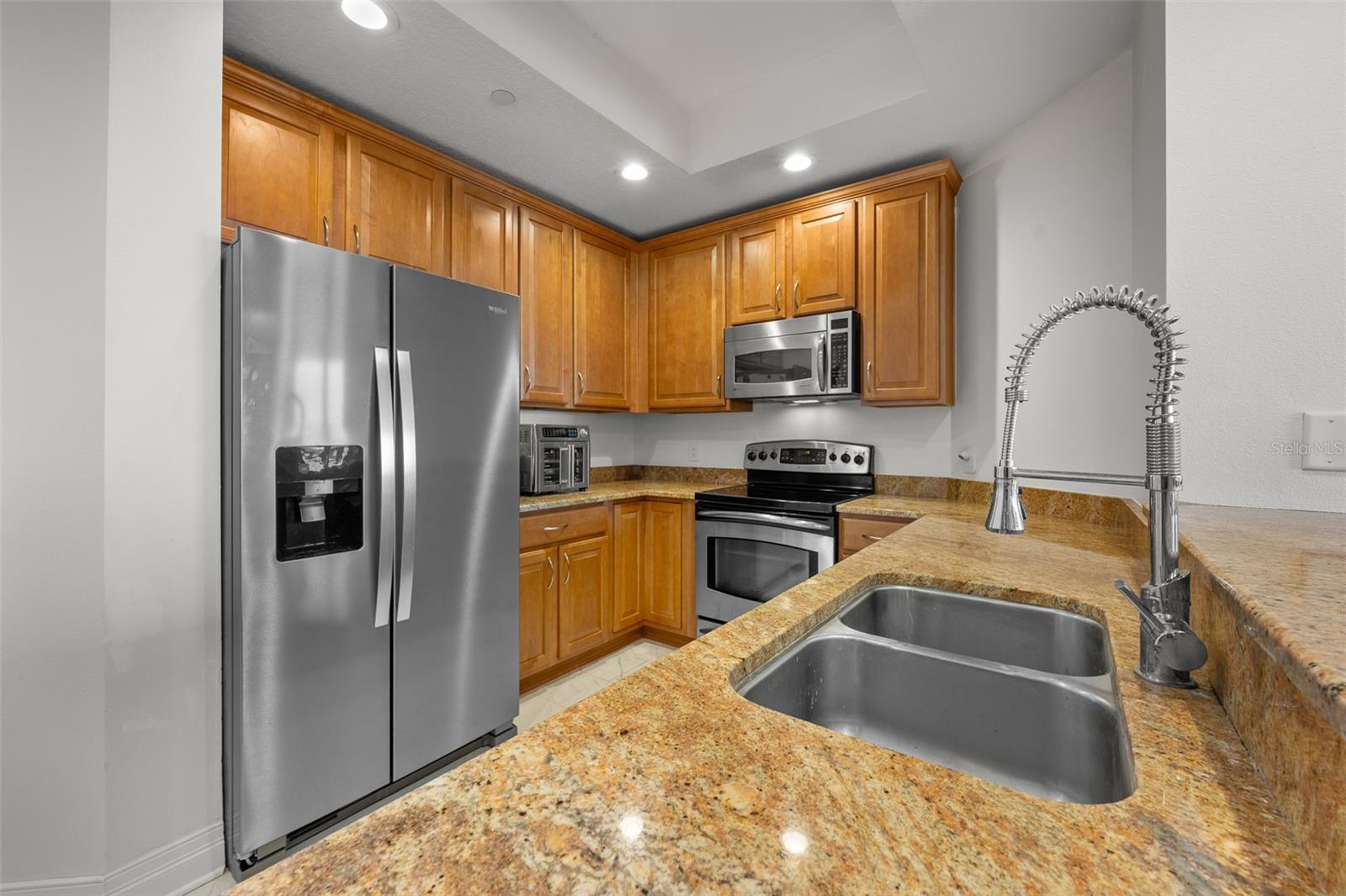 1209 E CUMBERLAND AVE #1705