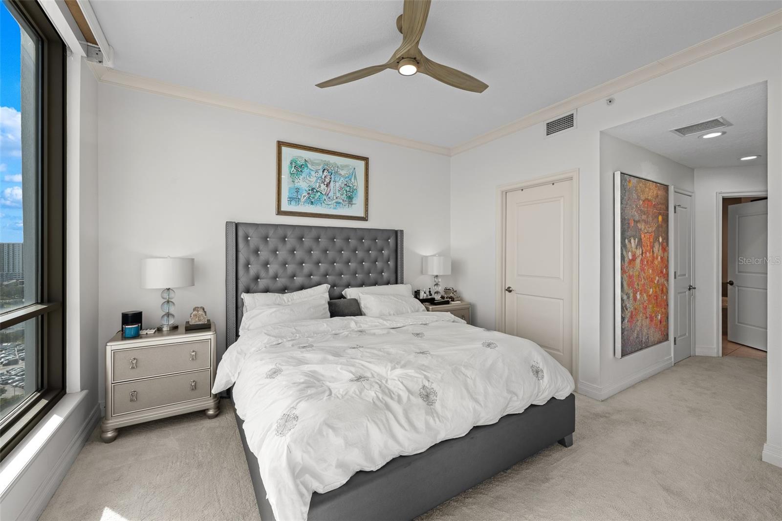 1209 E CUMBERLAND AVE #1705