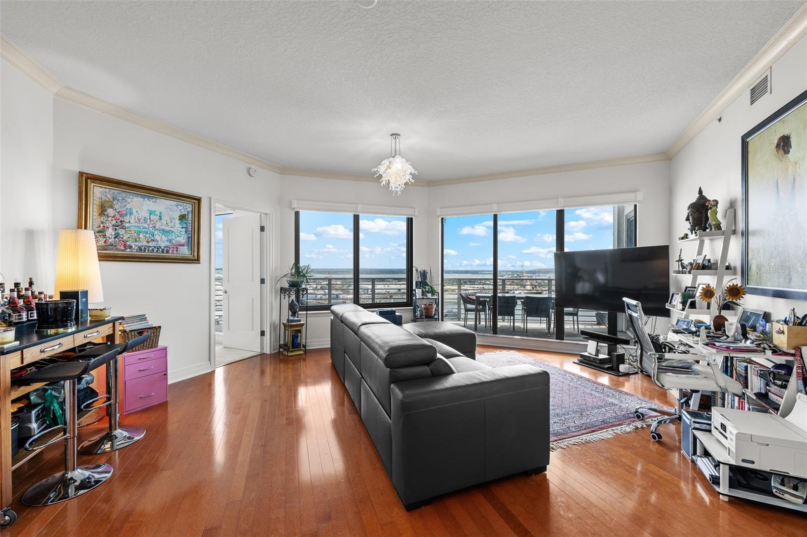 1209 E CUMBERLAND AVE #1705